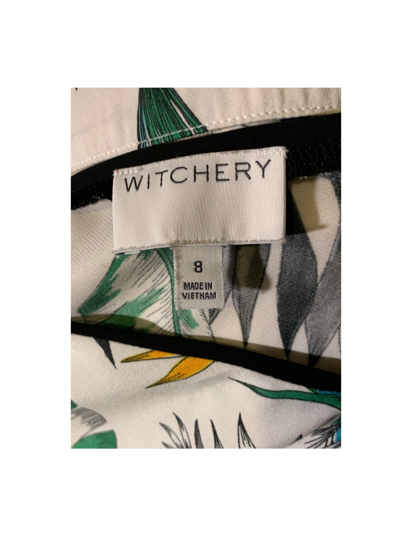 WITCHERY Top Size 8